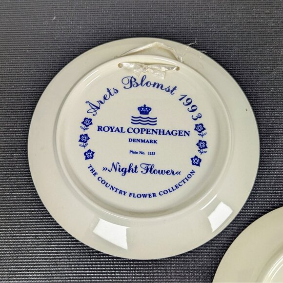 Royal Copenhagen Denmark Arets Blomst Country Flower Collection 1991 1992 1993 - Picture 4 of 8